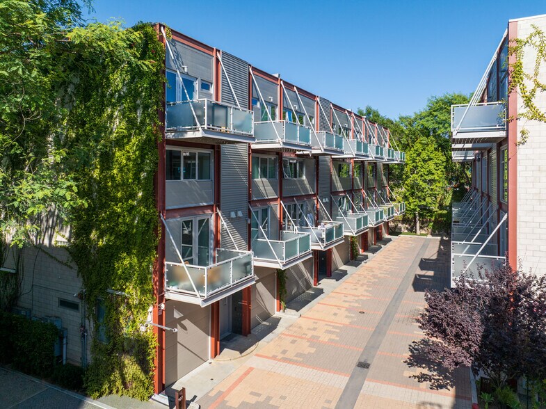 More Photos Of 3450 Cahuenga Blvd W, Los Angeles Office Residential For Lease