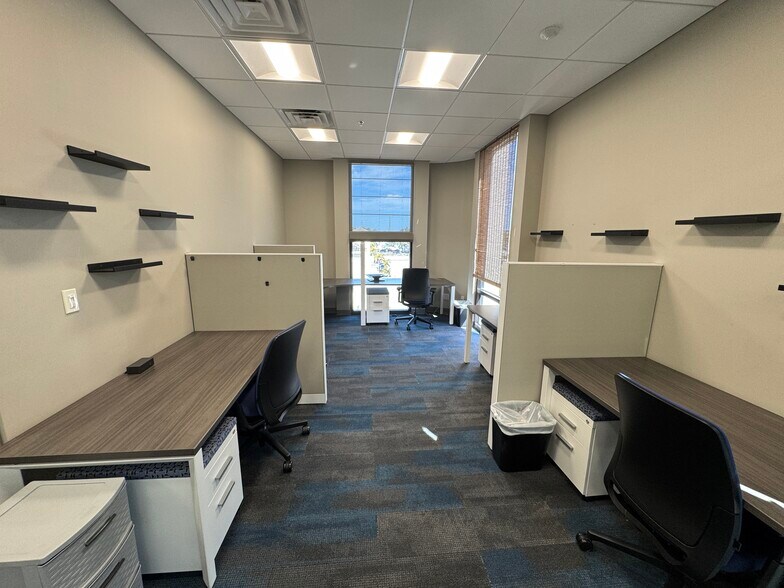 More Photos Of 1201 19th Pl, Vero Beach Office For Lease