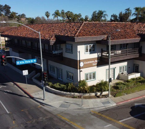 More Photos Of 138-140 Civic Center Dr, Vista Medical For Sale