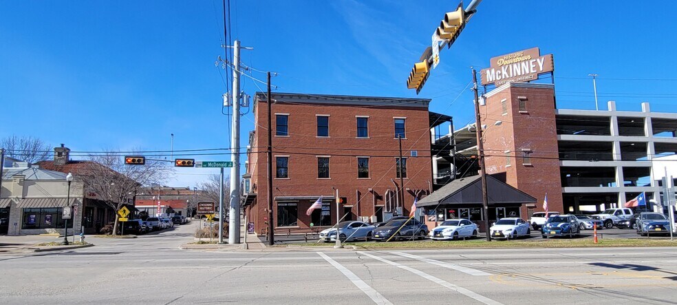 More Photos Of 305 E Virginia St, McKinney Office For Sale