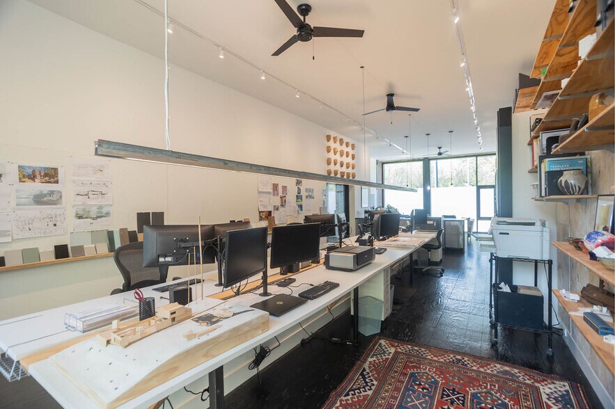 More Photos Of 3489 N Elston Ave, Chicago Storefront Retail Office For Sale