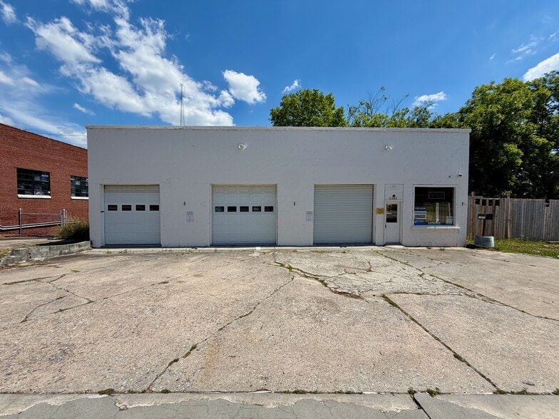 More Photos Of 12471 Veterans Memorial Hwy, Douglasville Industrial For Lease