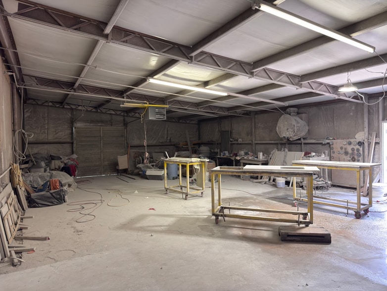 More Photos Of 1761 Peachtree Industrial Blvd, Buford Warehouse For Lease