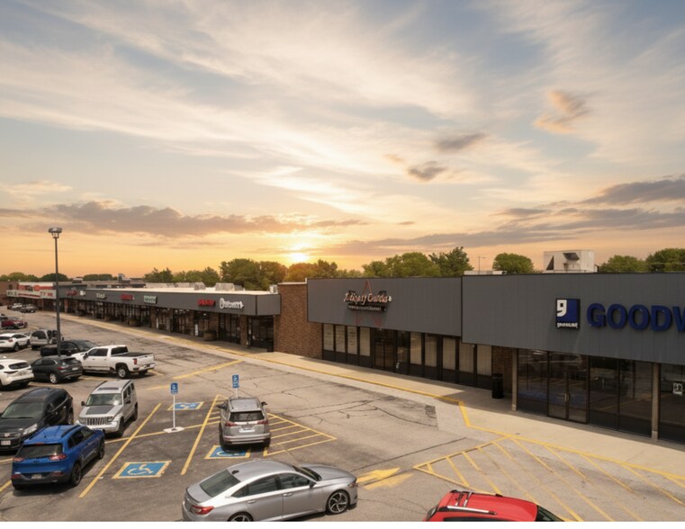 More Photos Of 505 N Ankeny Blvd, Ankeny Unknown For Lease