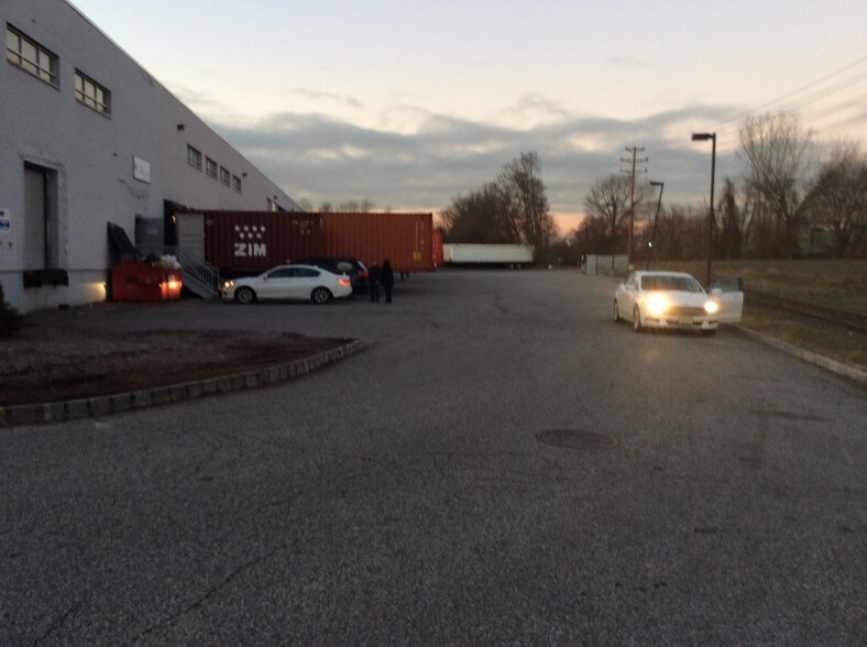 More Photos Of 17-09 Zink Pl, Fair Lawn Manufacturing For Sale