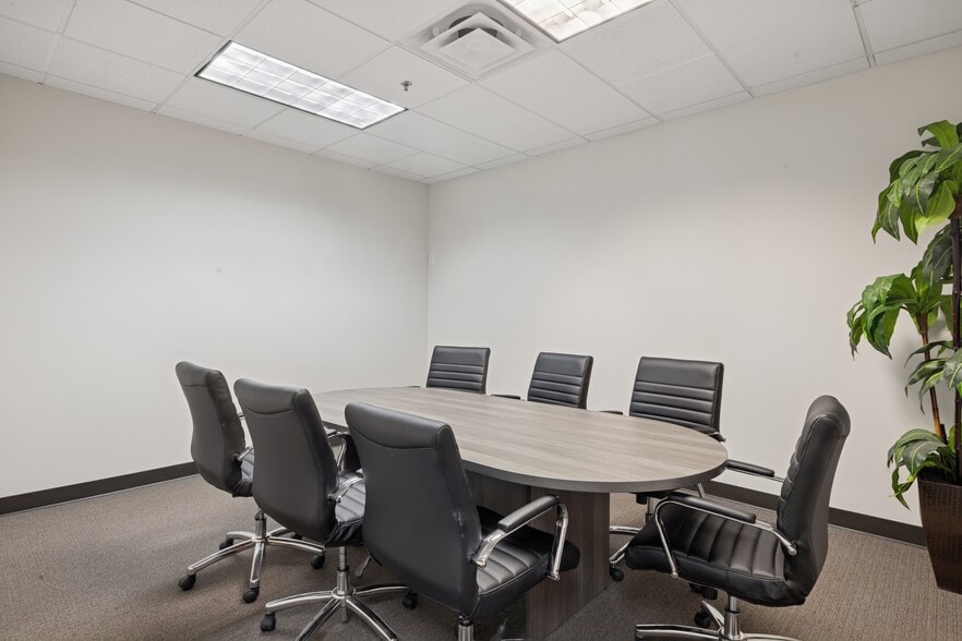 More Photos Of 4179 S Riverboat Rd, Salt Lake City Office For Lease