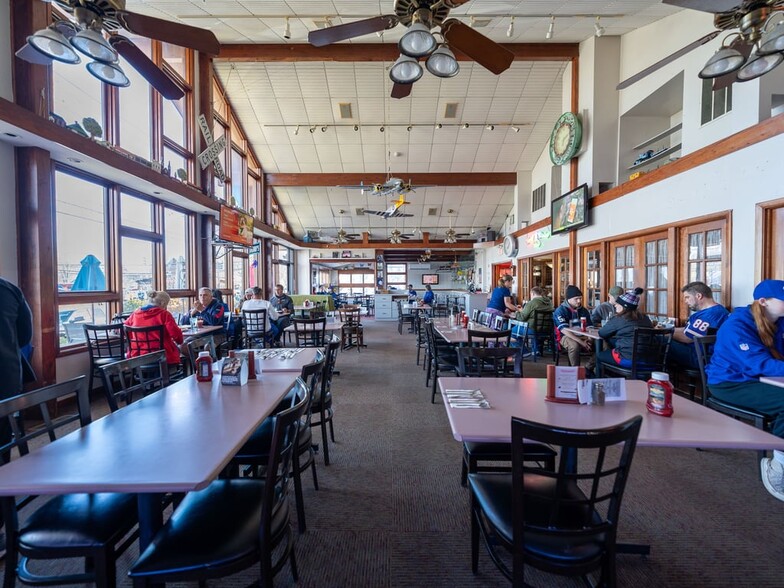 More Photos Of 4300 Abbott Rd, Orchard Park Restaurant For Sale