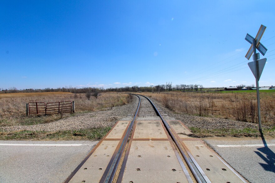 More Photos Of 5640 44th Ave S, Clinton Industrial For Sale