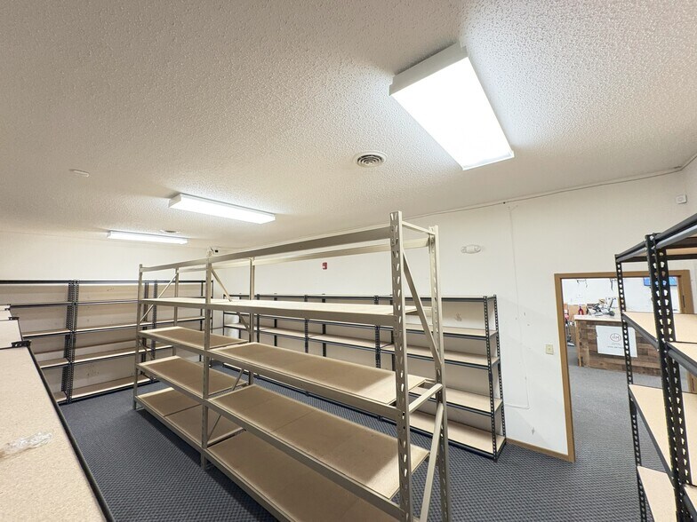 More Photos Of 493 Bev Rd, Youngstown Warehouse For Sale