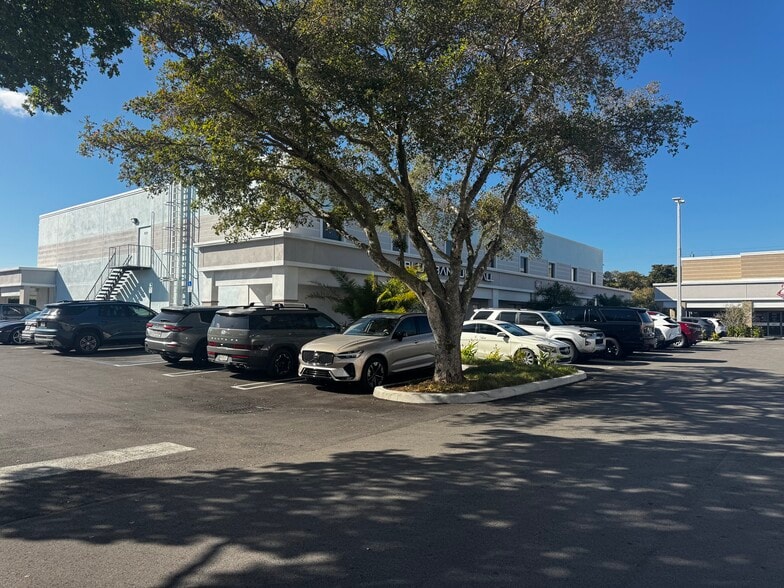 More Photos Of 8500 SW 8th St, Miami Unknown For Lease