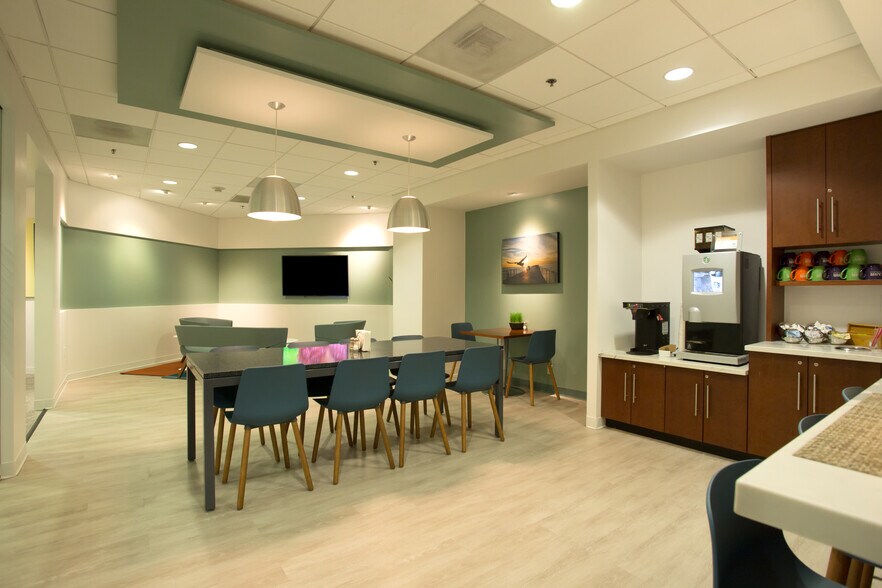More Photos Of 28202 Cabot Rd, Laguna Niguel Coworking Space