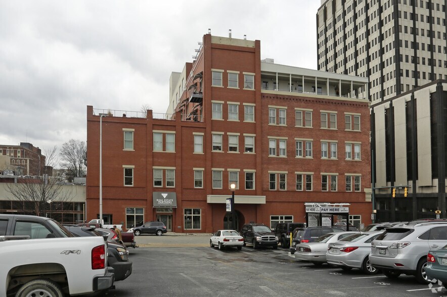 More Photos Of 800 Market St, Chattanooga Apartments For Lease