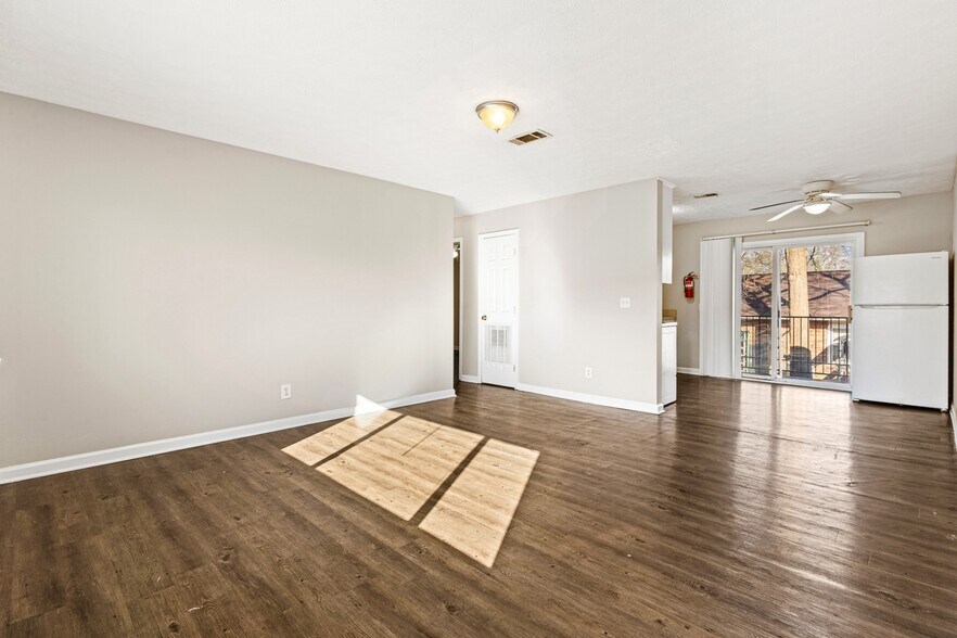 More Photos Of 110 Johnson St, Cartersville Apartments For Sale