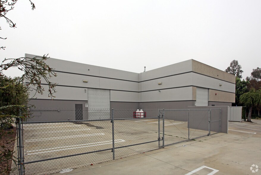 More Photos Of 12525 Kirkham Ct, Poway Manufacturing For Lease