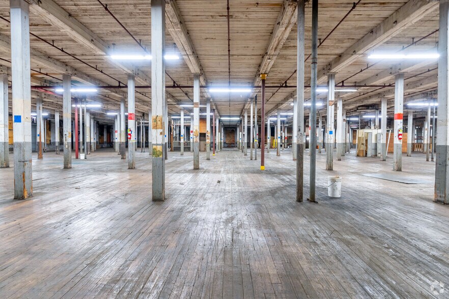 More Photos Of 149 Wason Ave, Springfield Warehouse For Sale