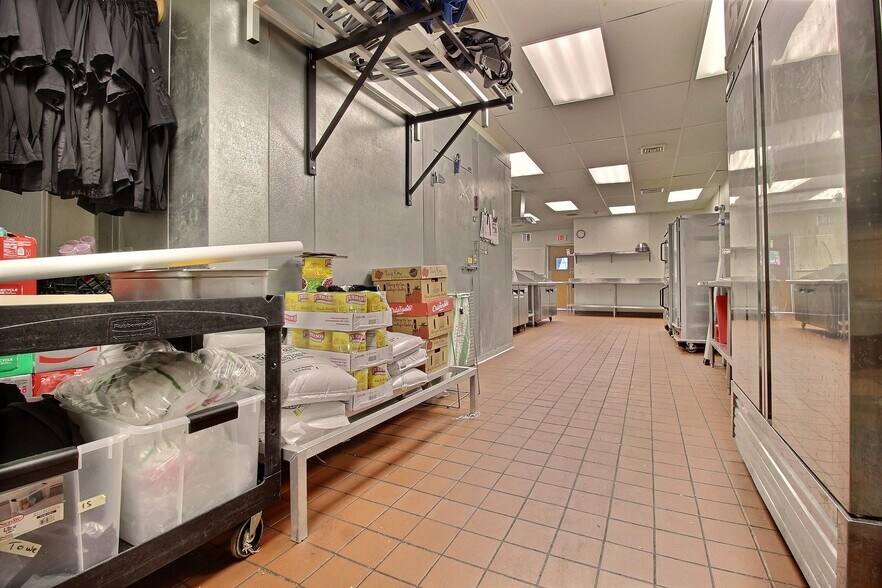 More Photos Of 240 Post Rd, Westerly Storefront Retail Office For Lease