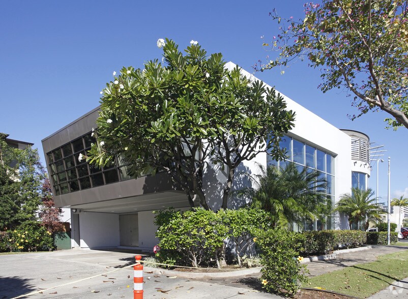 More Photos Of 938 Piikoi St, Honolulu Freestanding For Sale