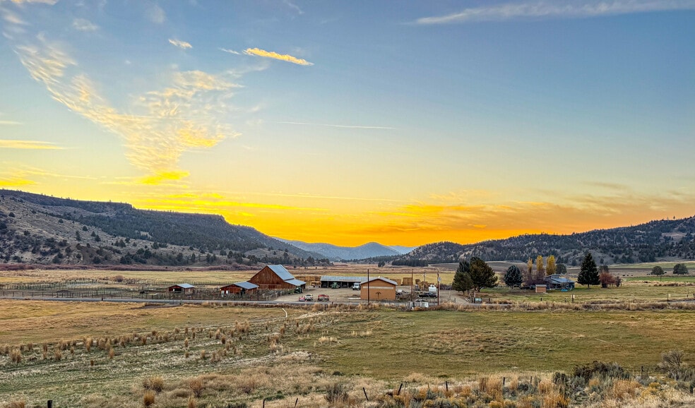 More Photos Of 28000 SE Paulina Hwy, Prineville Land For Sale