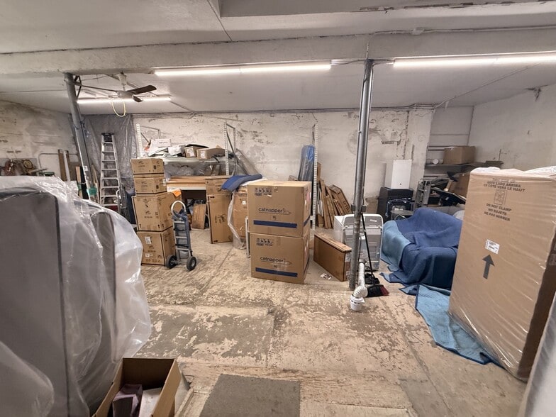More Photos Of 21 Main St, Titusville General Retail For Sale