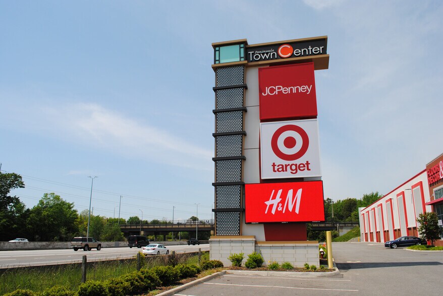 More Photos Of 1210-1260 Merchant Ln, Hampton Storefront For Lease