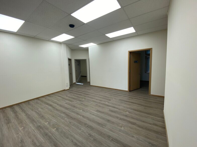 More Photos Of 12911 SE Kent Kangley Rd, Kent Medical For Lease
