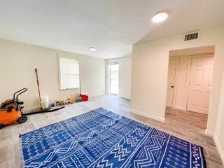 More Photos Of 205 E Railroad St, Vidor Office For Sale