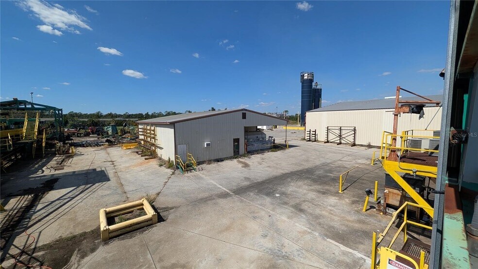 More Photos Of 1509 S Byron Butler Pky, Perry Manufacturing For Lease