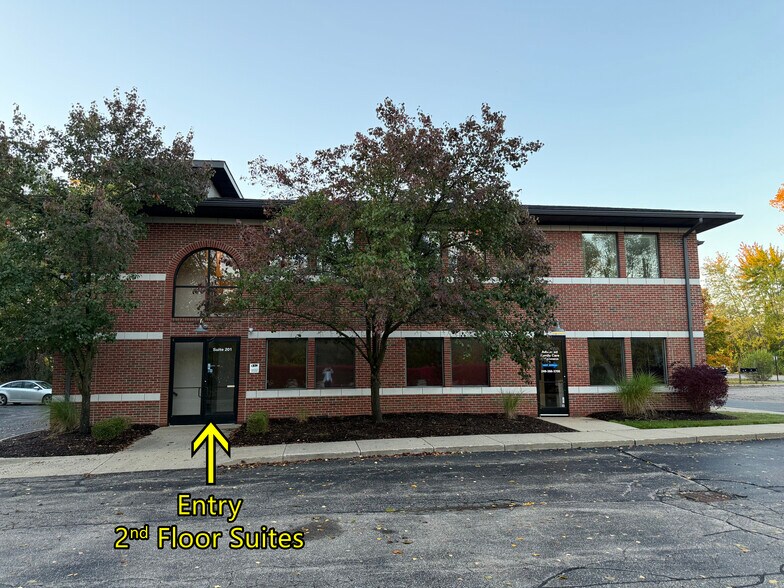 More Photos Of 4123 Martin Rd, Commerce Township Medical For Lease