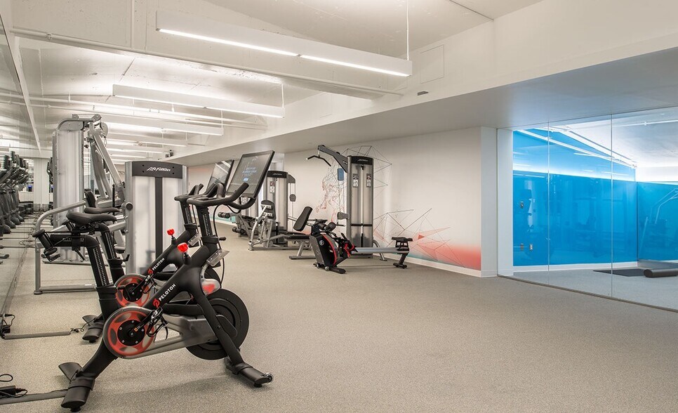 More Photos Of 2001 M St NW, Washington Office For Lease