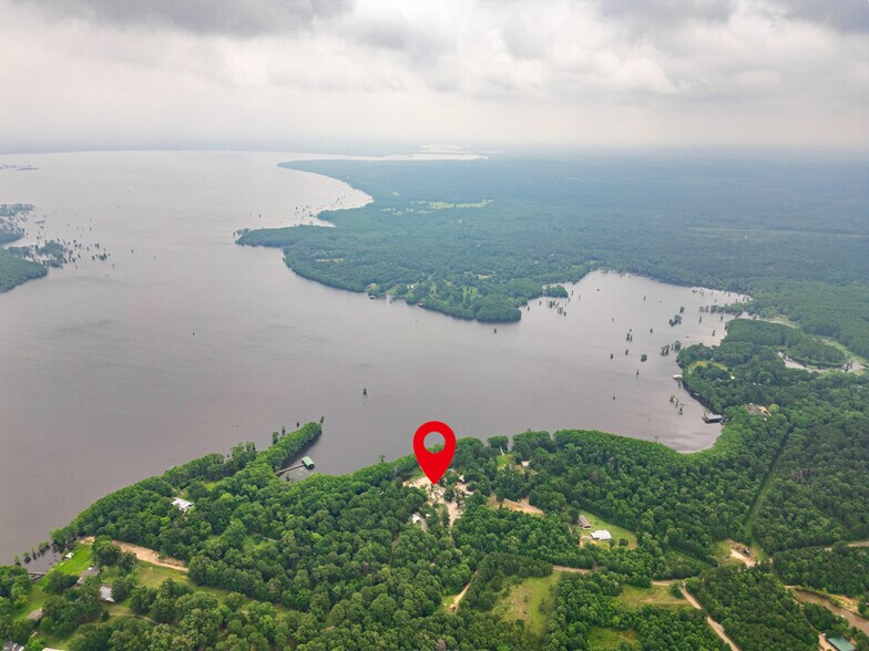 More Photos Of 7415 N State Line Rd, Karnack Trailer Camper Park For Sale