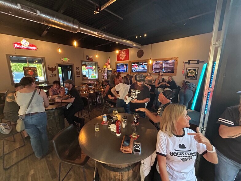 More Photos Of 4040 State Road 46 E, Nashville Restaurant For Sale