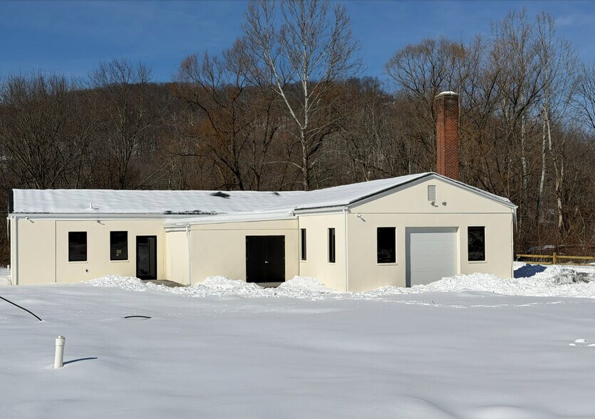 Primary Photo Of 305 W Stiger St, Hackettstown Manufacturing For Lease