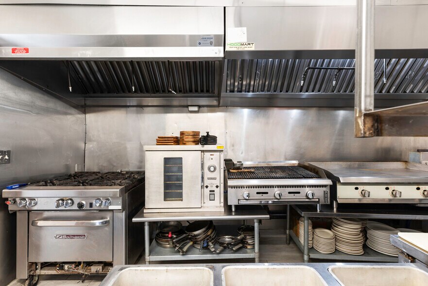 More Photos Of 400 Main st, Ouray Restaurant For Lease