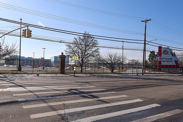 More Photos Of 10917 Rockaway Blvd, South Ozone Park Flex For Lease