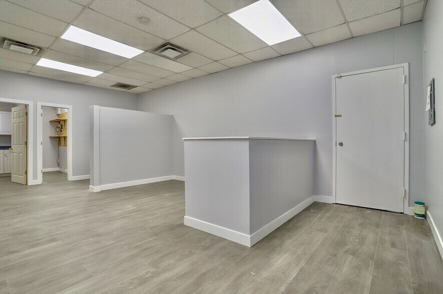 More Photos Of 980 Dehart Pl, Elizabeth Warehouse For Lease