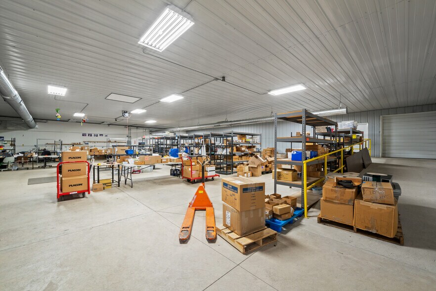 More Photos Of 130 Elizabeth Ln, Genoa City Industrial For Lease