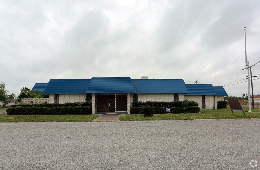 More Photos Of 423 W Cleveland Blvd, Aransas Pass Medical For Sale