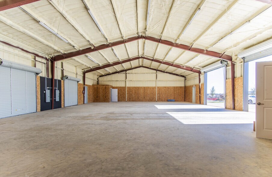 More Photos Of 803 S 2nd Ave, Mansfield Industrial For Sale
