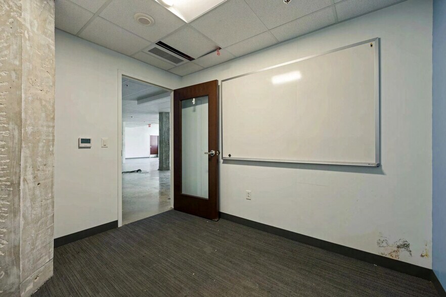 More Photos Of 117 W 20th St, Kansas City Apartments For Lease