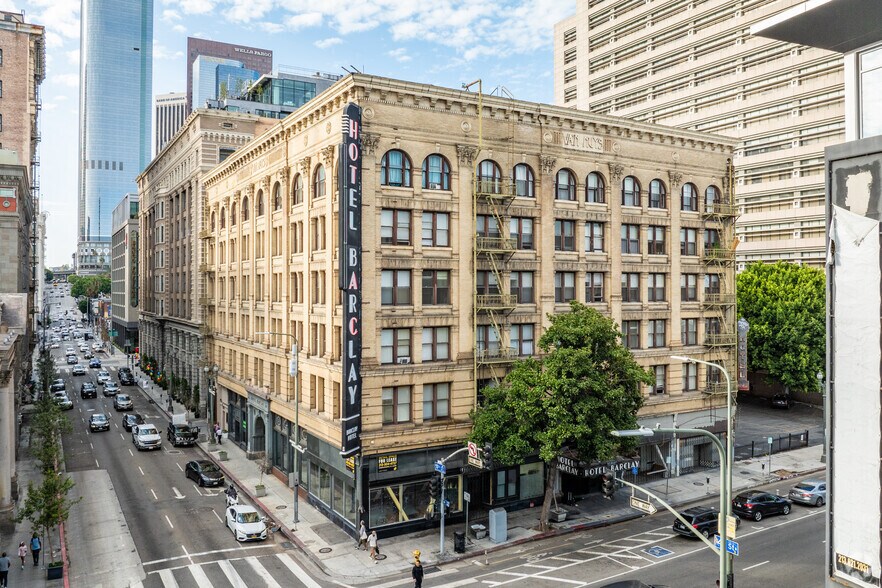 More Photos Of 103 W 4th St, Los Angeles Apartments For Lease