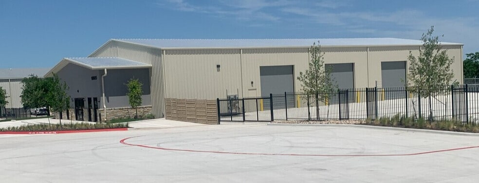 More Photos Of 16805 Calply Dr, Round Rock Light Manufacturing For Lease