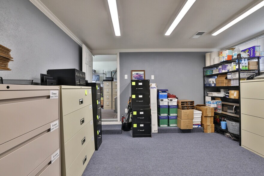 More Photos Of 651 S Winchester Blvd, San Jose Medical For Sale