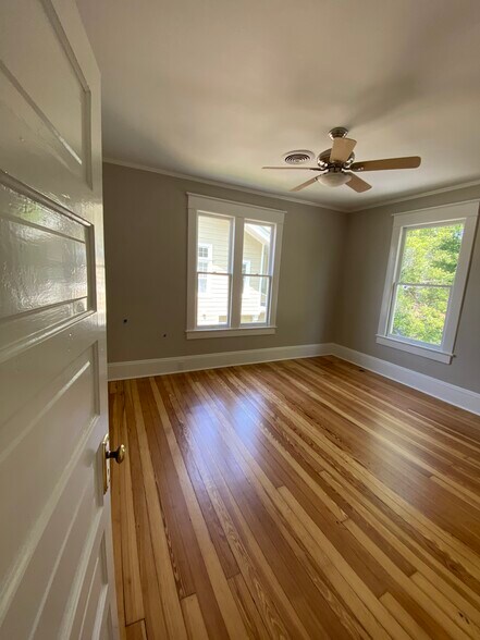 More Photos Of 1306 Hillsborough St, Raleigh Loft Creative Space For Lease