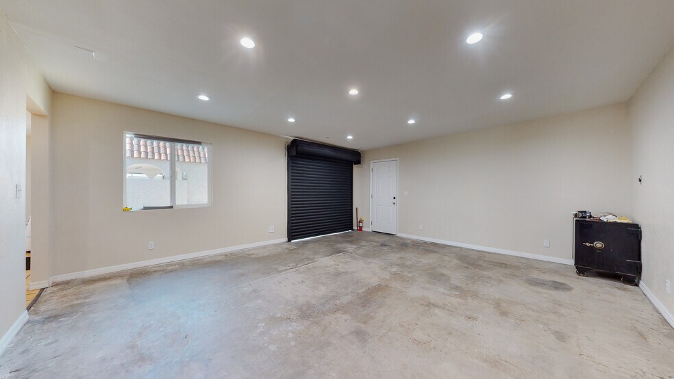 More Photos Of 8311 Rosecrans Ave, Paramount Light Manufacturing For Lease