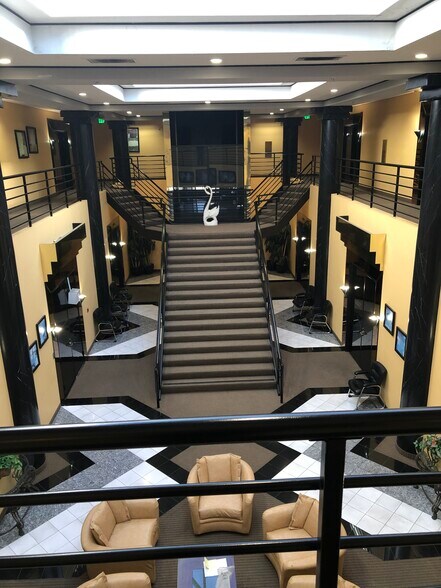 More Photos Of 3434 Midway Dr, San Diego Medical For Sale