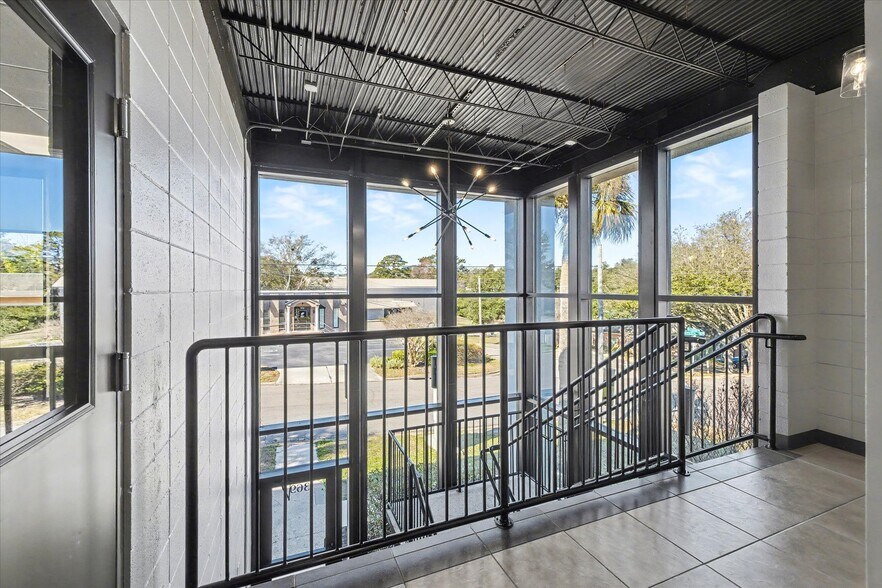More Photos Of 369 Office Plaza Dr, Tallahassee Office For Lease