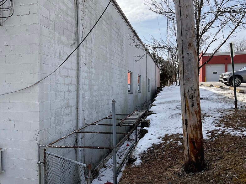 More Photos Of 102 N Abington Rd, Clarks Green Medical For Lease