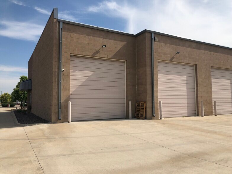 More Photos Of 3752 Imperial St, Frederick Light Manufacturing For Sale