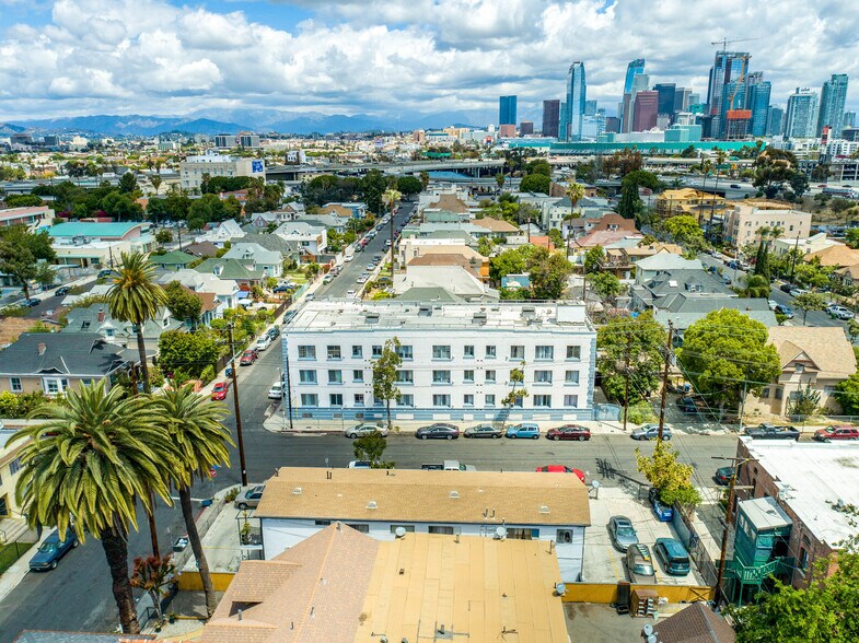 More Photos Of 1984 Park Grove Ave, Los Angeles Apartments For Sale