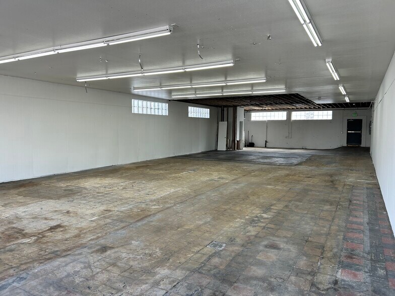 More Photos Of 5060-5062 Federal Blvd, Denver Storefront Retail Office For Sale